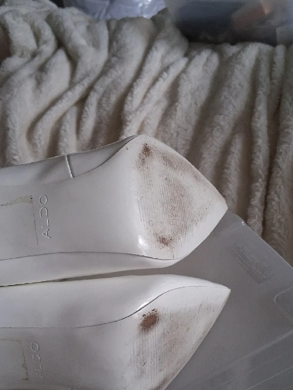 Aldo Glossy White Pointed-Toe Stiletto Pumps 3 1/2 Heels - Picture 4 of 6